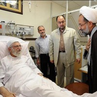 عيادة العلماء والشخصيات للإمام الخامنئي حفظه الله في المستشفى